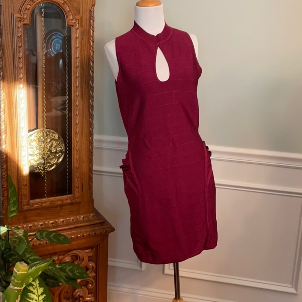 Guess bandage body con dress